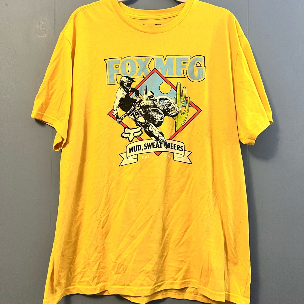 Men’s Fox racing tshirt